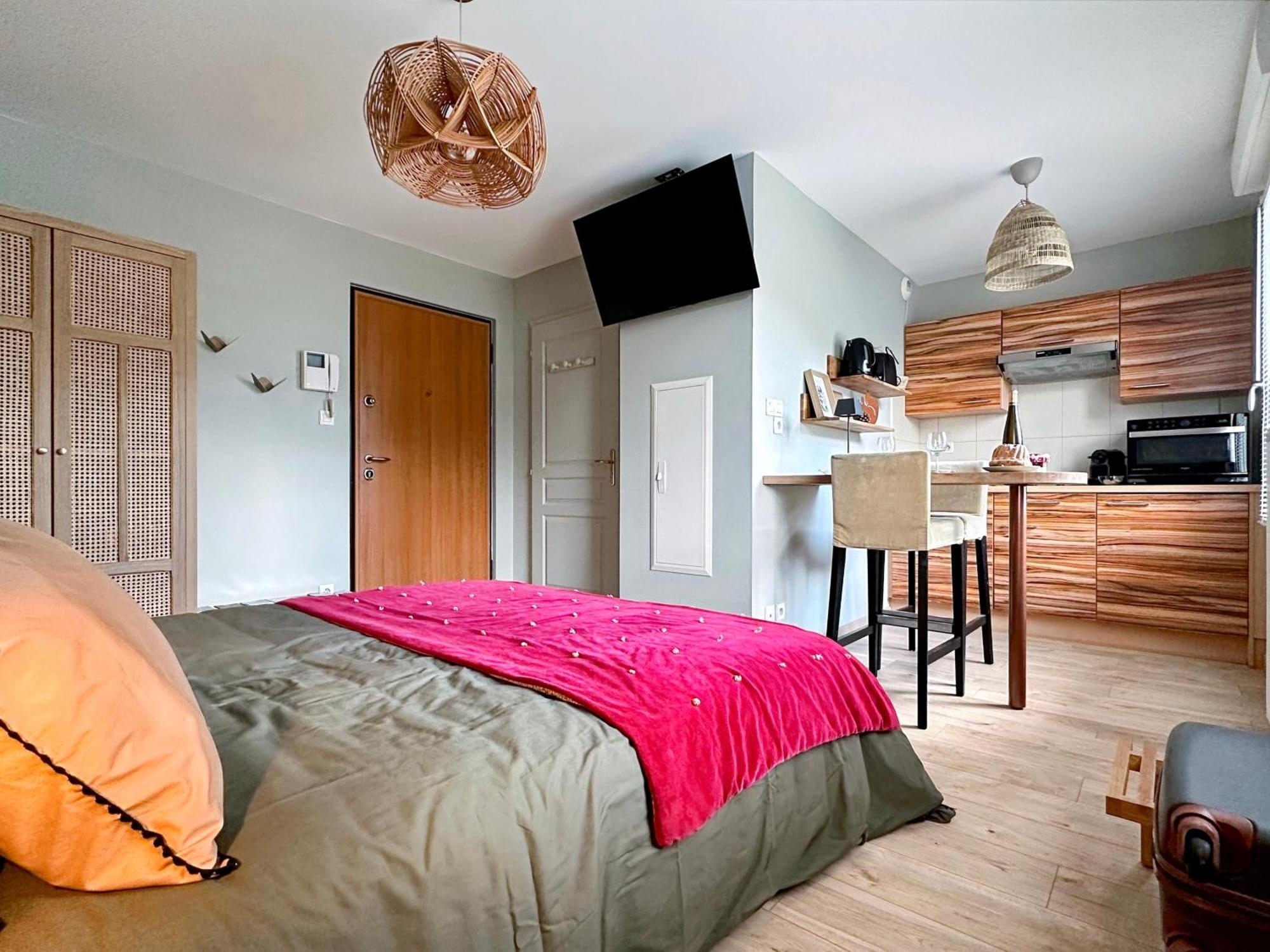Charmant Studio Avec Parking Eguisheim Luaran gambar