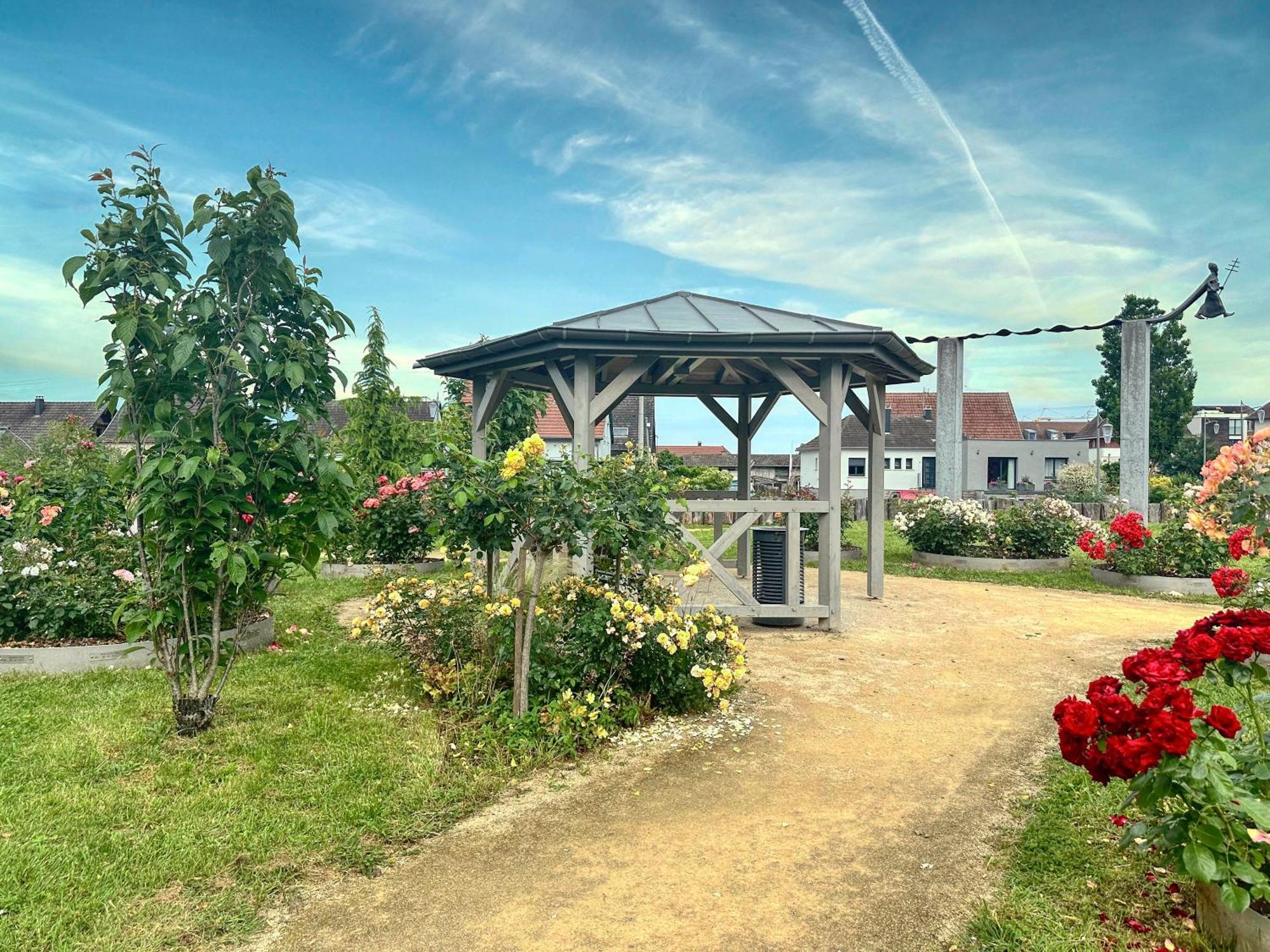 Charmant Studio Avec Parking Eguisheim Luaran gambar